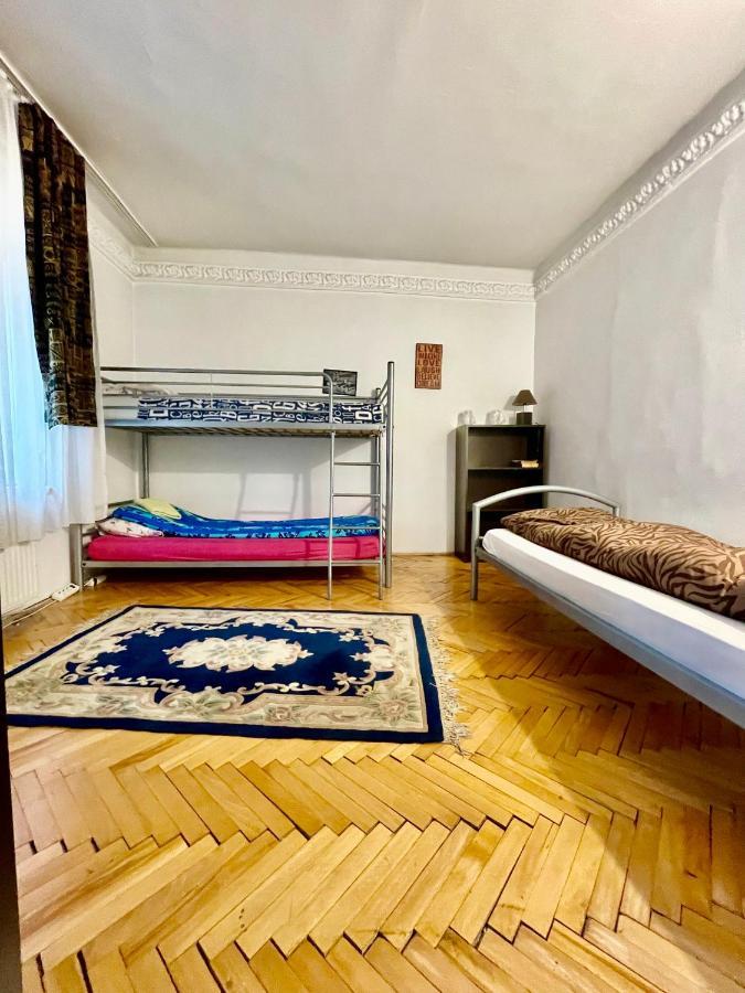 Mosaico Alfetta Hostel 티미쇼아라 외부 사진