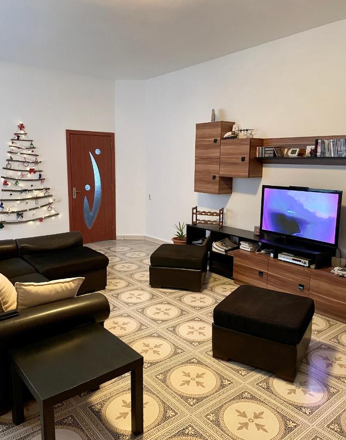 Mosaico Alfetta Hostel 티미쇼아라 외부 사진