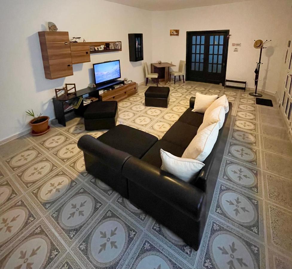 Mosaico Alfetta Hostel 티미쇼아라 외부 사진