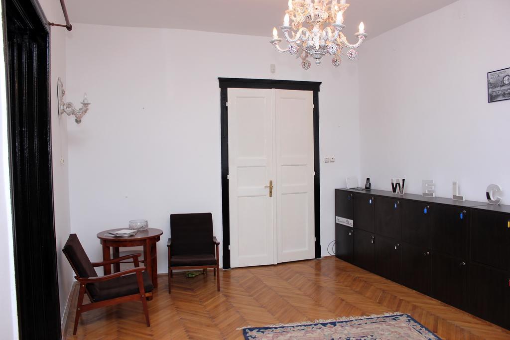 Mosaico Alfetta Hostel 티미쇼아라 외부 사진