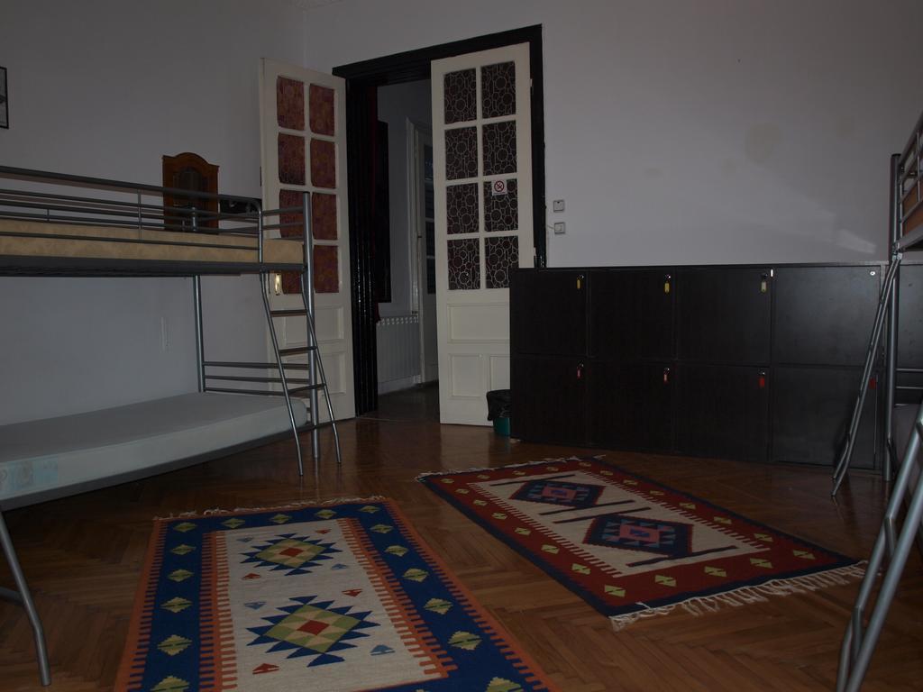 Mosaico Alfetta Hostel 티미쇼아라 외부 사진