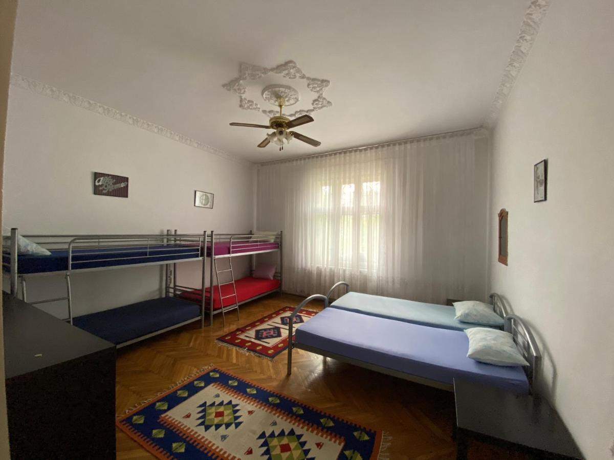 Mosaico Alfetta Hostel 티미쇼아라 외부 사진